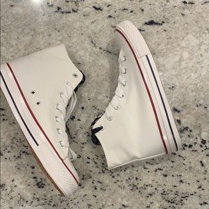 NWT White Jenn Ardor Shoes